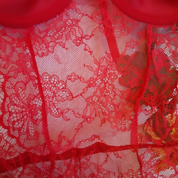 Red lace lingerie Victoria's secret lingerie see through lace satin tie - Picture 2 of 4